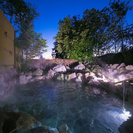Hotel ゆけむり山荘 Yufu Esterno foto