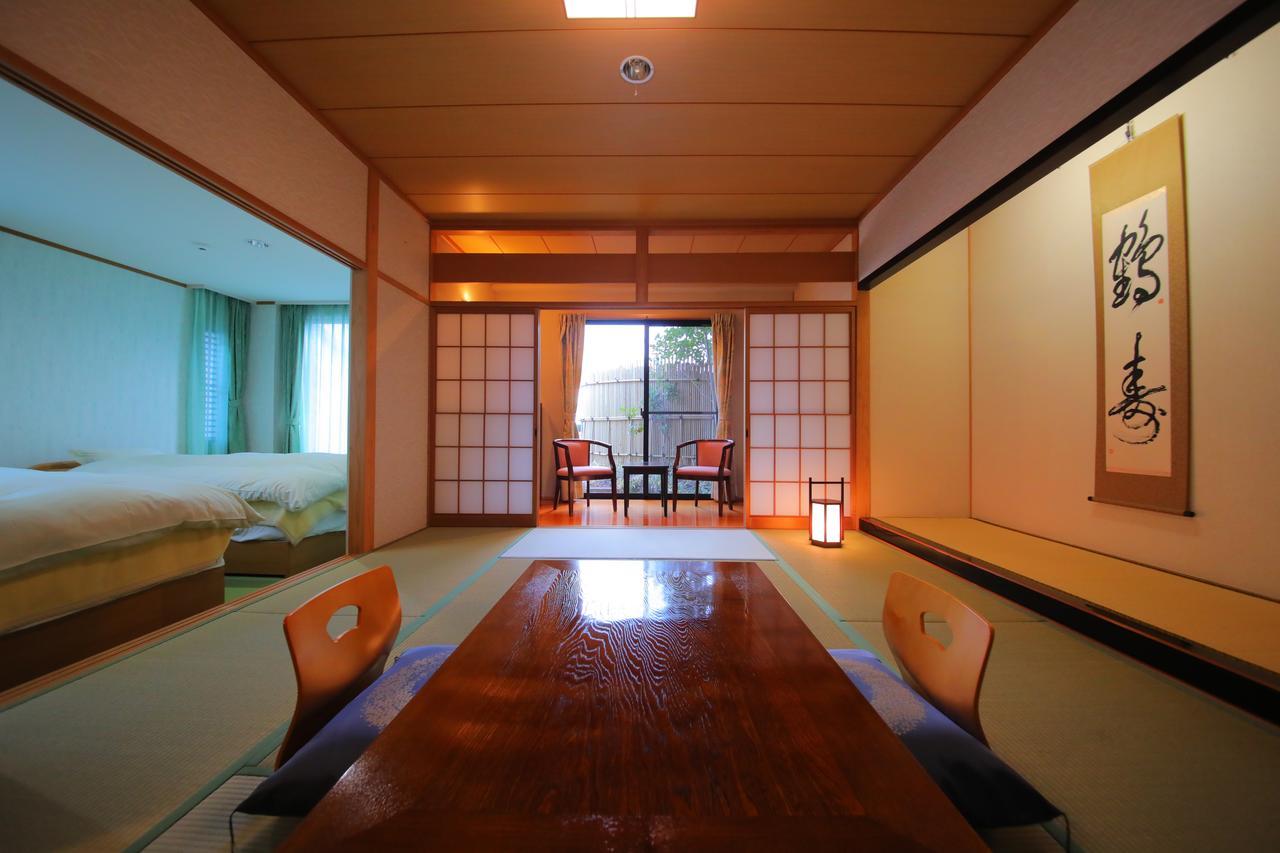 Hotel ゆけむり山荘 Yufu Esterno foto