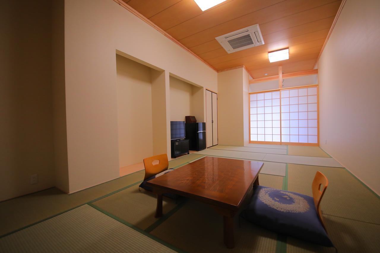 Hotel ゆけむり山荘 Yufu Esterno foto