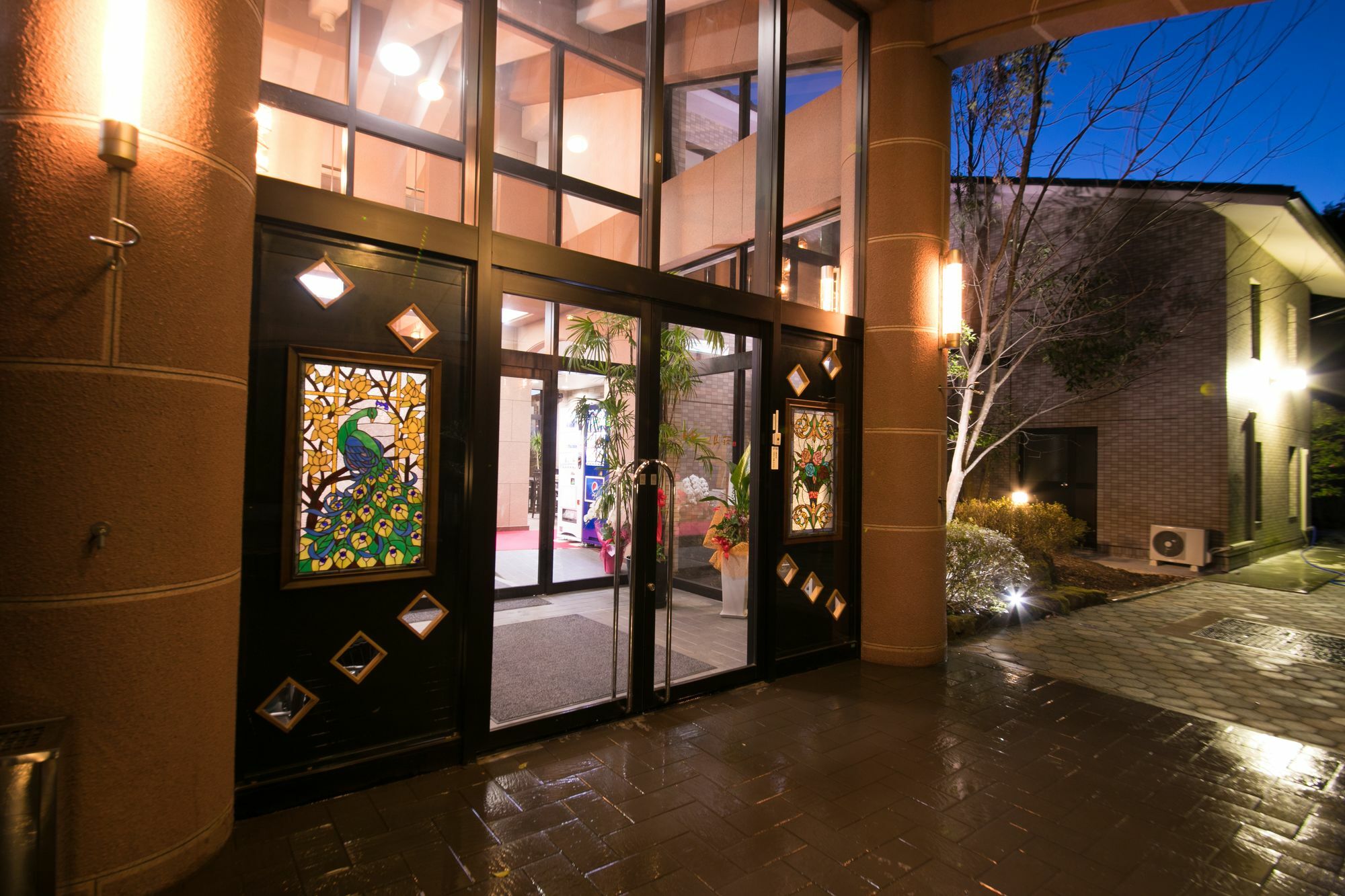 Hotel ゆけむり山荘 Yufu Esterno foto